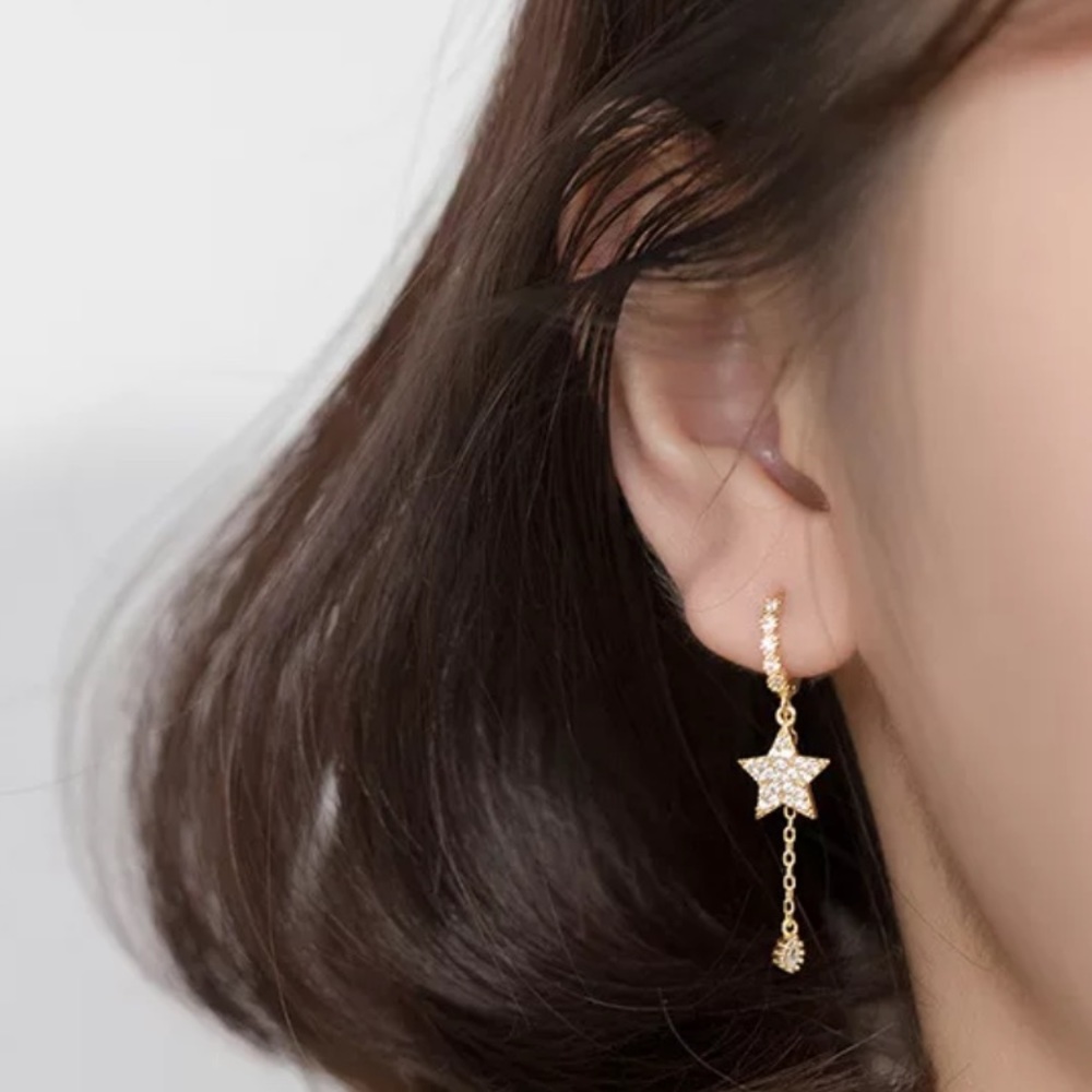 NEW 18K GOLD DIAMOND STAR WATER DROP EARRINGS, NICE EARRINGS, CUTE EARRINGS